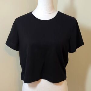 Aritzia Wilfred Black Cropped Tee